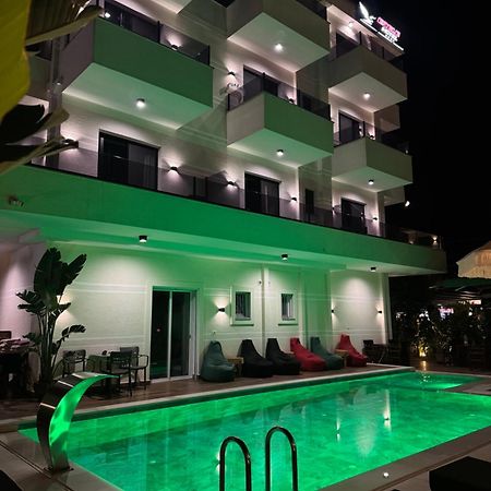 Hotel Eagle クサミル エクステリア 写真