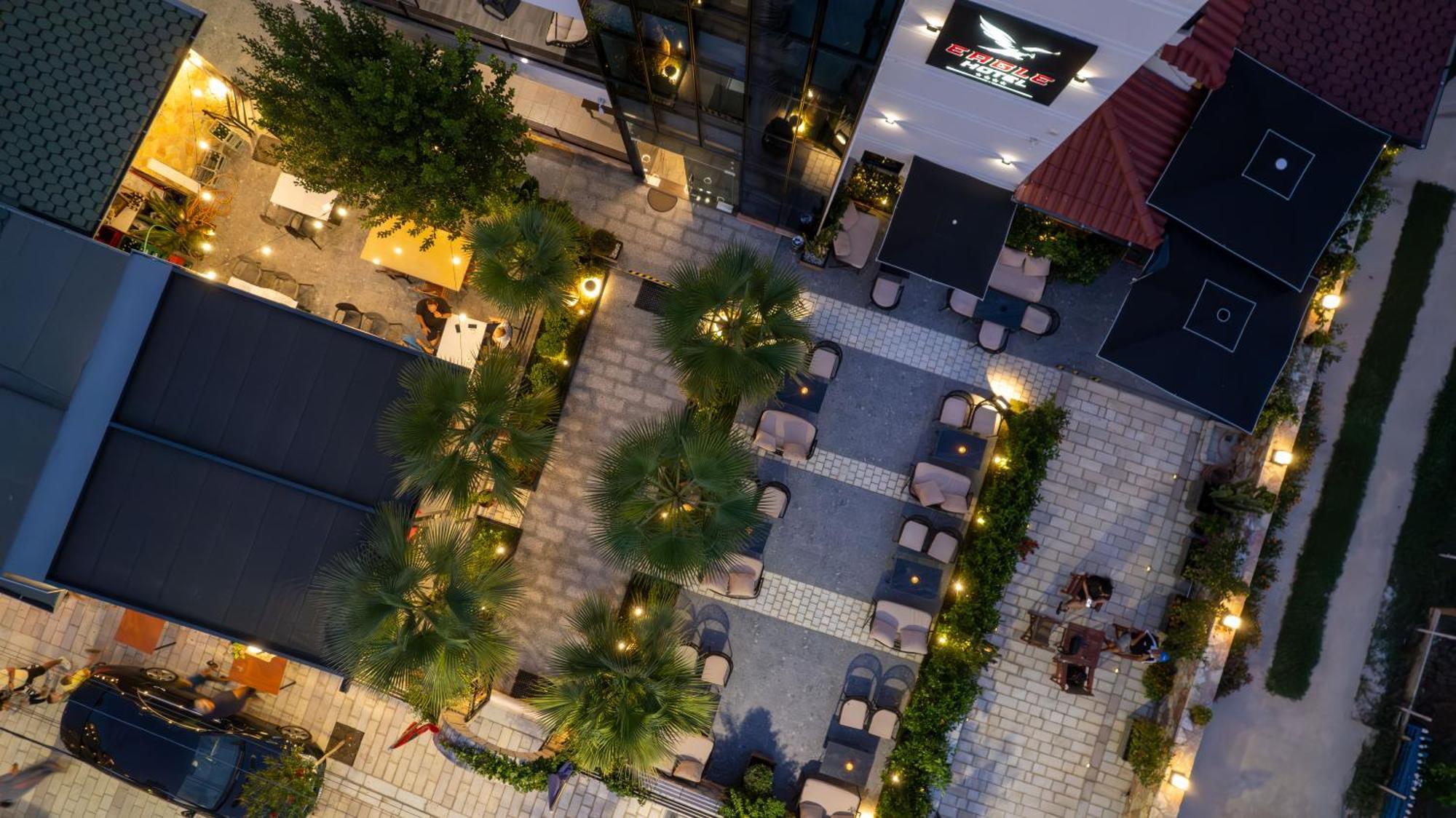 Hotel Eagle クサミル エクステリア 写真