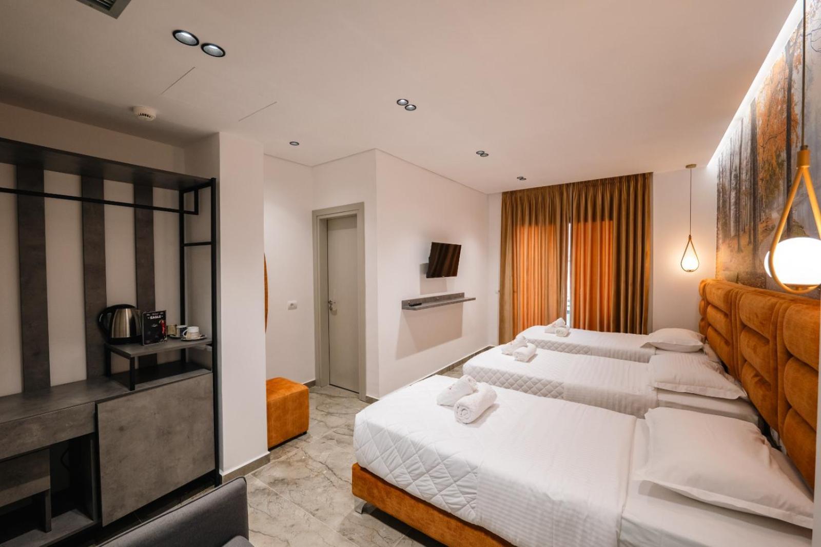 Hotel Eagle クサミル エクステリア 写真